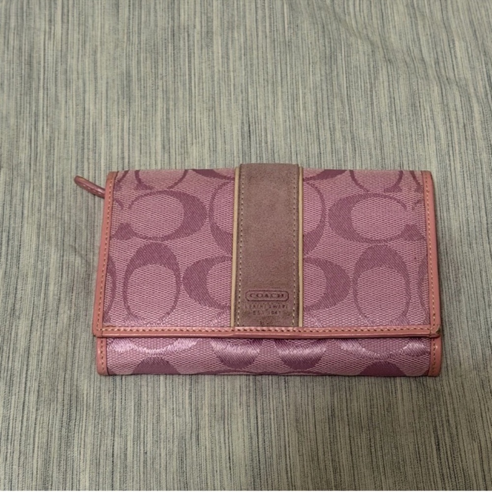 Vintage Coach Pink-Purple Wallet Rare
